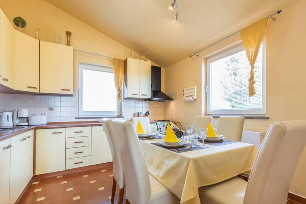 Apartman Stela Πόρετς Εξωτερικό φωτογραφία