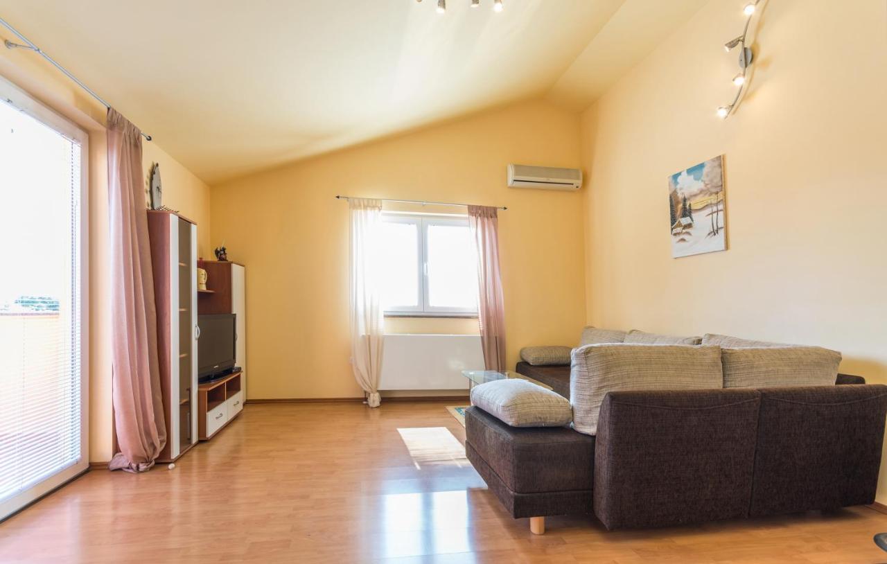 Apartman Stela Πόρετς Εξωτερικό φωτογραφία